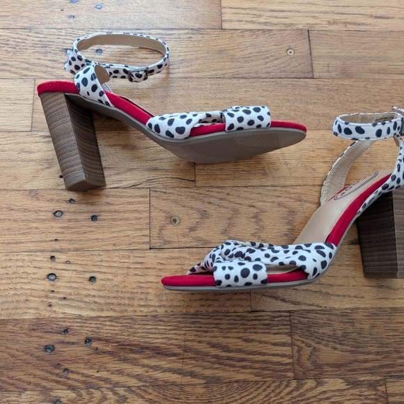 Scoop Retro Polka Dot Peep Toe Heels - Picture 2 of 9